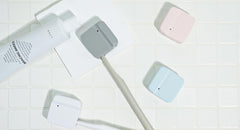 Compact dimensions 38.1 mm x 37.8 mm x 21.5 mm