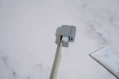 Purifier demonstrates universal compatibility with any toothbrush