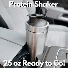 Shaker includes built-in filter mesh for smooth shakes