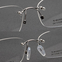 AB Max nose pad replacement kit contents: four pads, four screws, 3-in-1 screwdriver