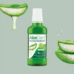 Family-friendly natural mouthwash with peppermint and tea tree oils