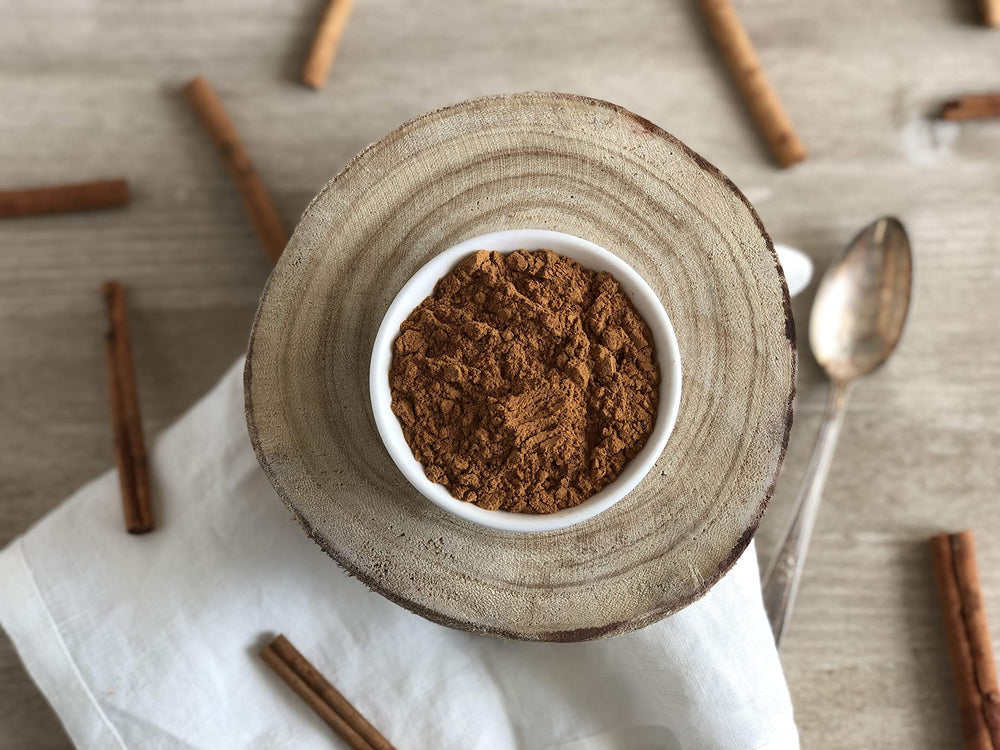 Anthony's Cinnamon Powder in a recipe-ready setup for gluten-free and vegan dishes.