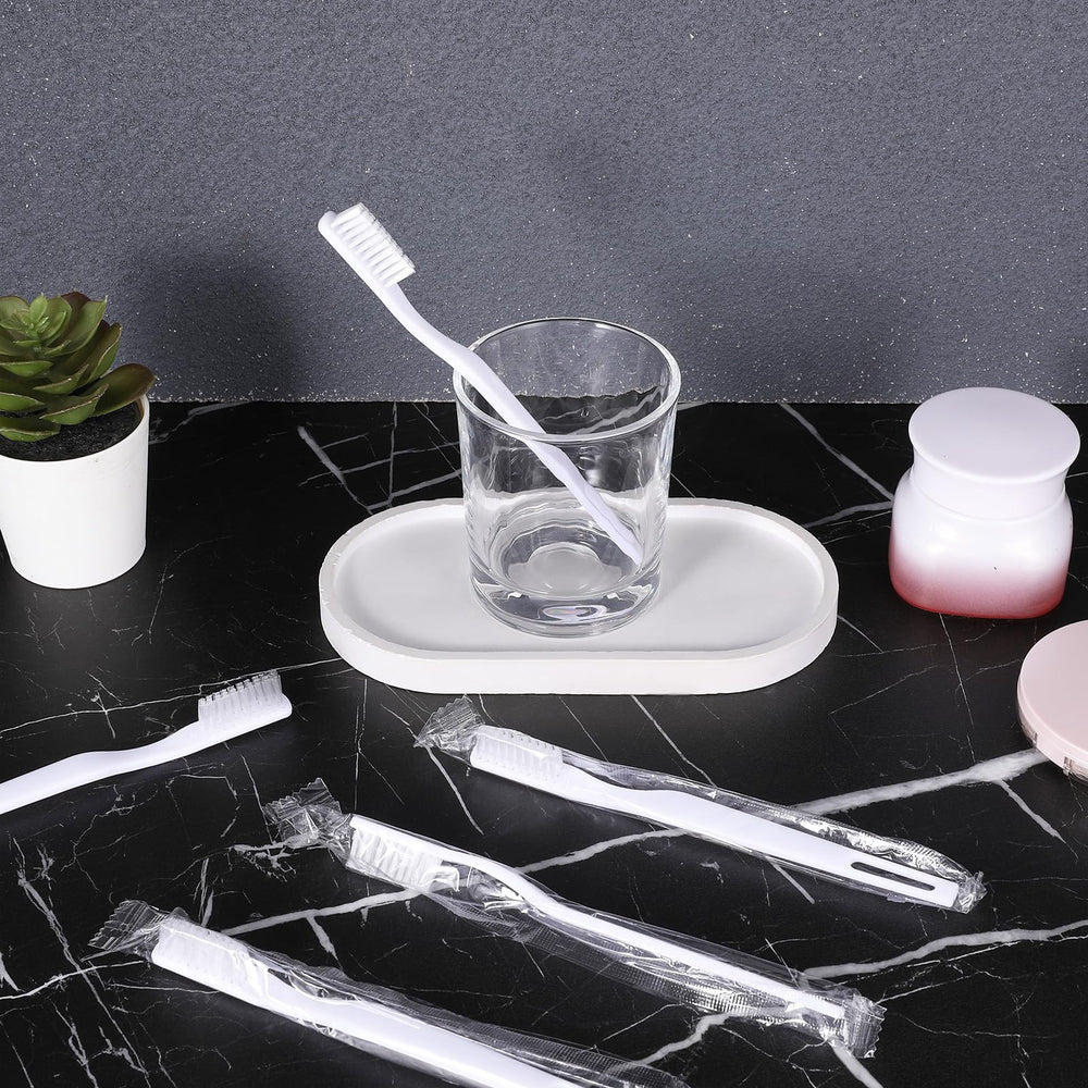 Soft bristles and sturdy PP handle of Aphumedc toothbrush
