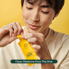 Beekeeper's Naturals vitamin C graphics illustrating the 1000mg dose and propolis synergy