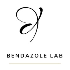 Close-up of Bendazole Lab capsules