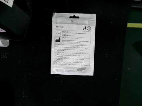 Product dimensions 1.5x0.7 cm nose pad size