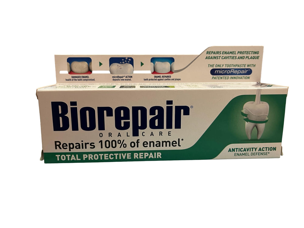 Biorepair toothpaste packaging with Italian design and 3 tubes