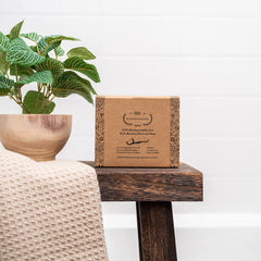 Biodegradable bamboo charcoal floss on each pick