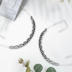 Brackets, wire and glue included in black braces pretend kit