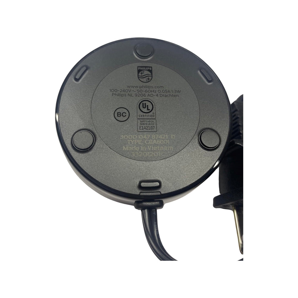 Set includes CELADON charging base ready for DiamondClean Smart 9000