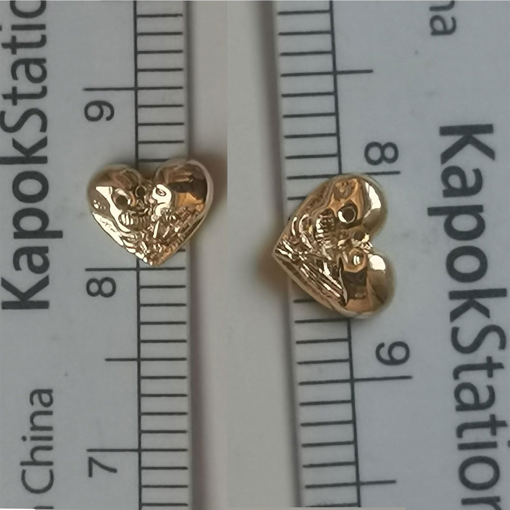 Box packaging with built-in sponge for tooth gems