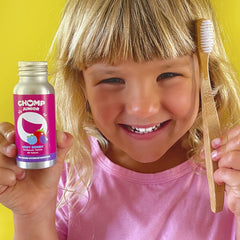 Product shot featuring tablets and berry flavor