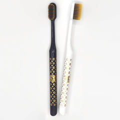 Gentle brushing technique protecting gums