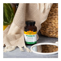 Country Life Vitamin D3 available in MCT base