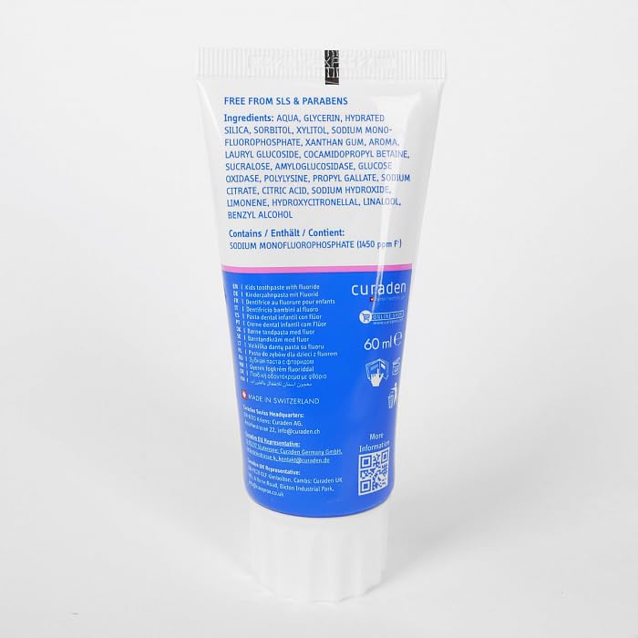 Back label showing product features (SLS-free, triclosan-free)