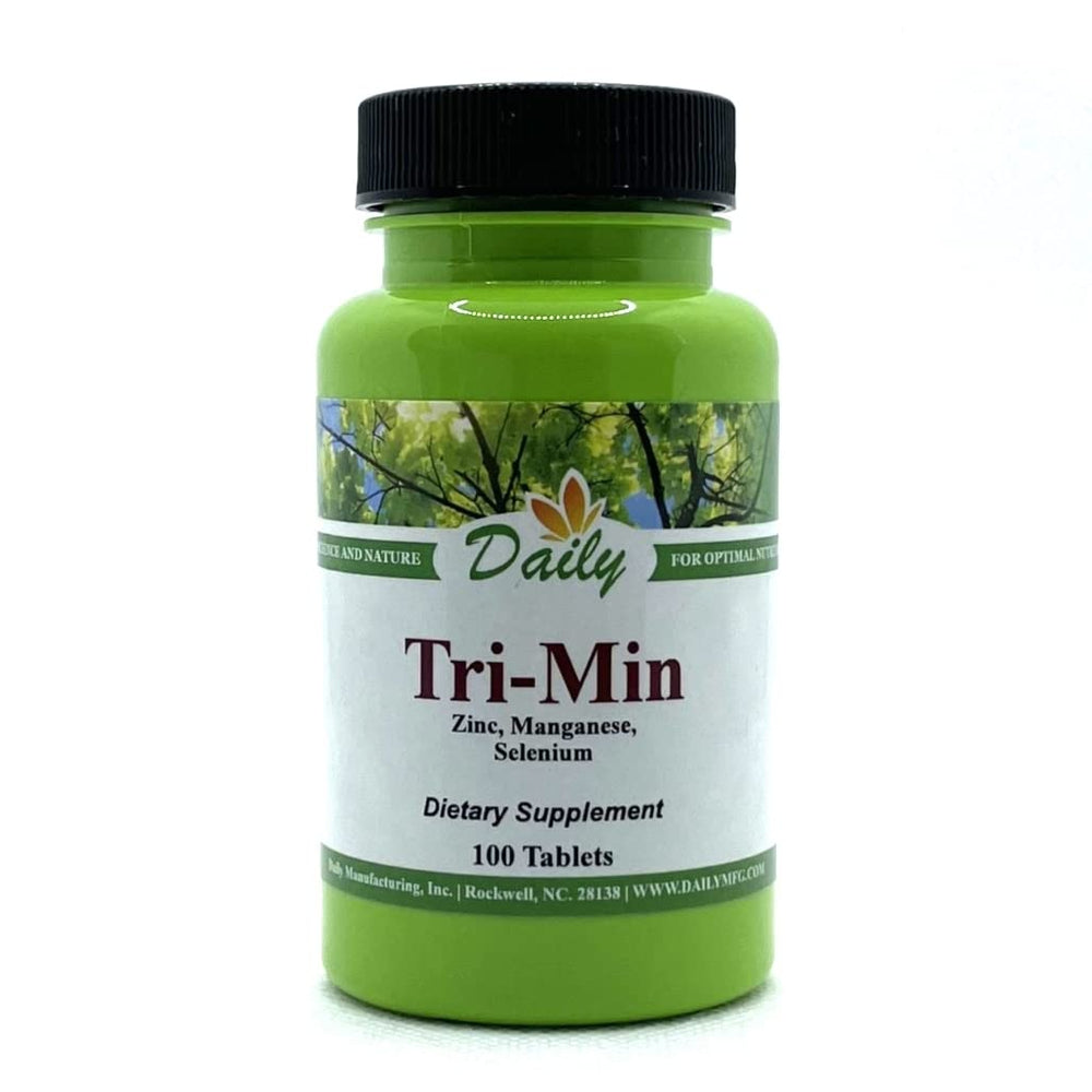 Front view of Daily Tri-Min bottle with Daily Manufacturing branding