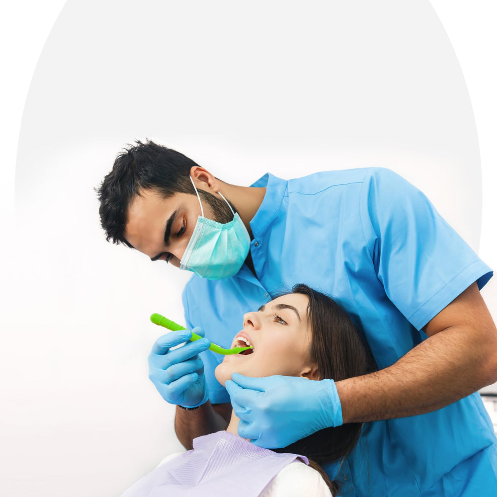 13.5 x 18 inch 2-ply disposable dental bib