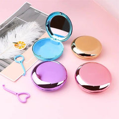 Versatile use: stores dentures, retainers, jewelry