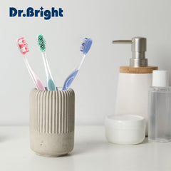 Travel toothbrush pack in compact case