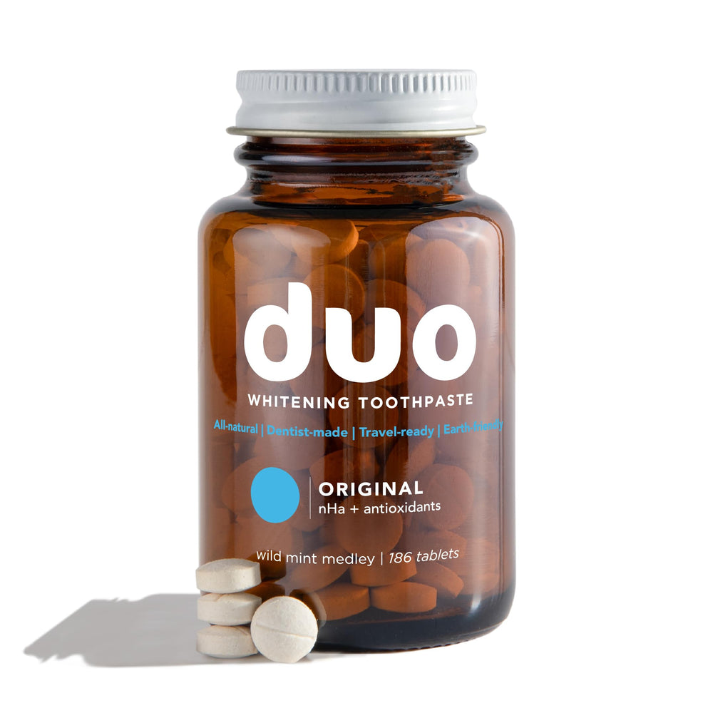 Duo Toothpaste Tablets in a glass bottle with Wild Mint Medley flavor