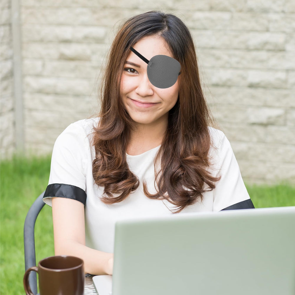 Grey eye patch suitable for cosplay or pirate costume