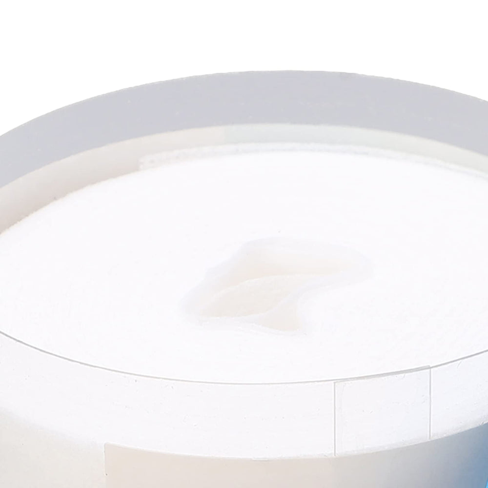 All-purpose delicate surface cleaning wipes