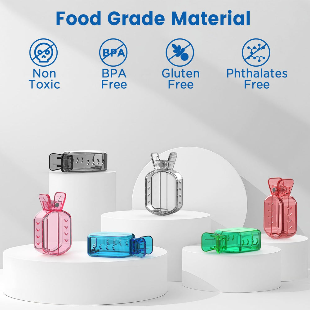 Usage scenario in gym bag with a clean toothbrush