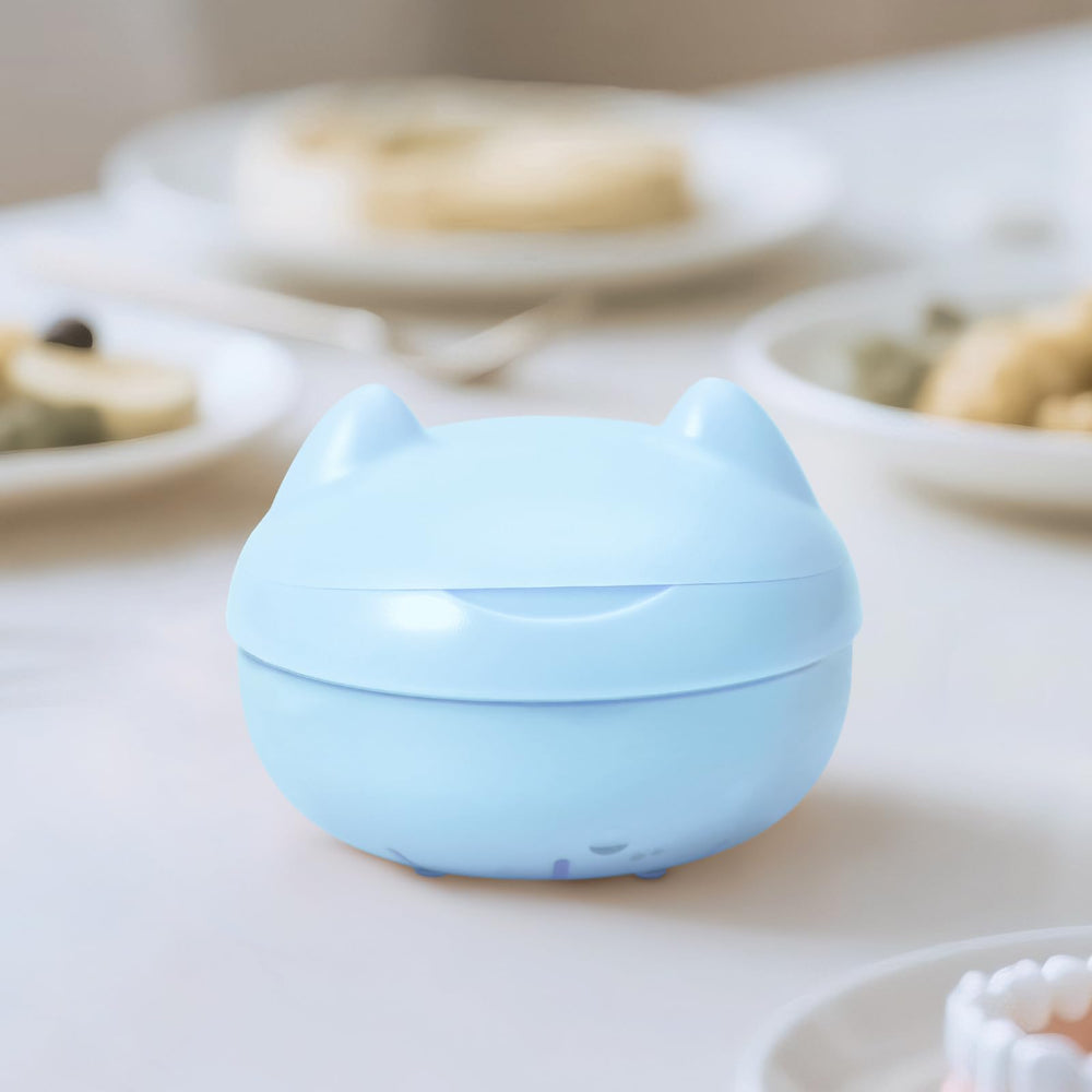 Compact travel-friendly Gaboolo Retainer Case in blue cat design