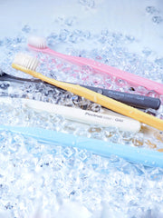 Gentle cleaning suitable for sensitive teeth and gums
