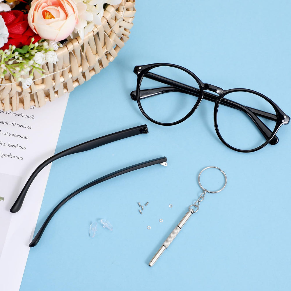 Compatible with sunglasses, reading glasses, and nearsighted glasses