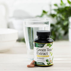 Vegan-friendly green tea extract capsules packaging