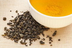 USDA Organic seal on gunpowder green tea packaging