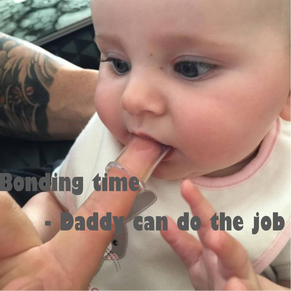 Ultra-soft silicone bristles cleaning baby's teeth