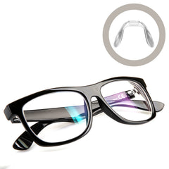 Eyewear nose pad grip detail