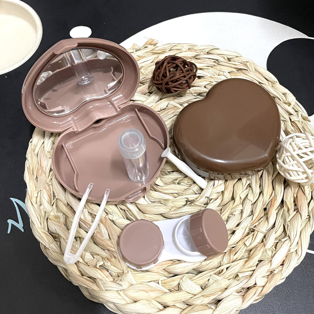 Leak-proof environmentally friendly plastic material of Howinn lens case