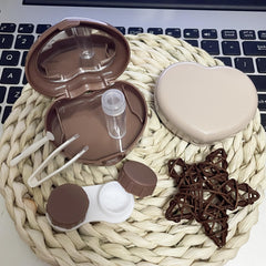 Swivel lid protects lenses with leak-proof design