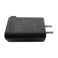 Close-up of USB port on HX9210 travel charger case