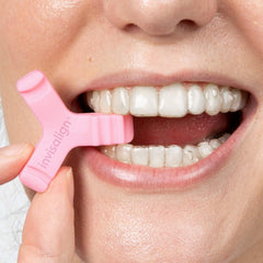 Chewies seated into aligner groove demonstration