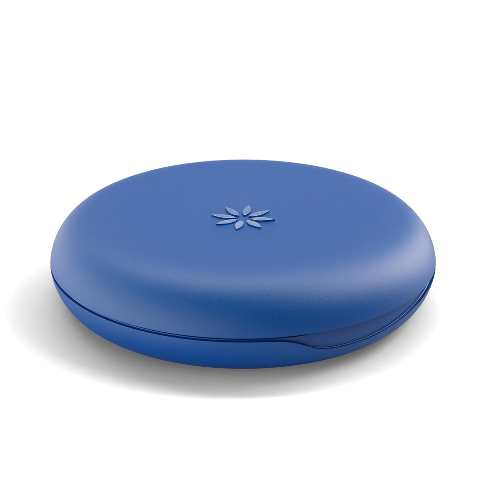 Royal Blue Invisalign aligner and retainer case open