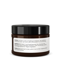 All-natural ingredients list including bentonite clay, calcium carbonate, and baking soda