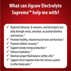 Vaso con Jigsaw Electrolyte Supreme en sabor Fruta Punch, lista para beber.