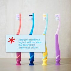 Jordan* travel cap protecting bristles for hygienic transport