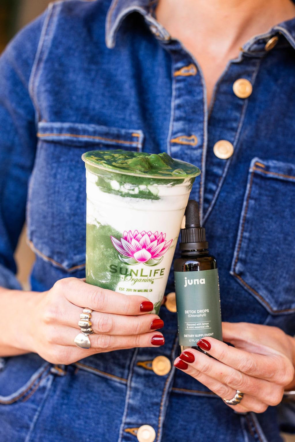 Serving suggestion: add chlorophyll drops to a glass of water