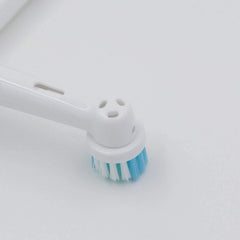 Reminder image: replace brush heads every 3 months