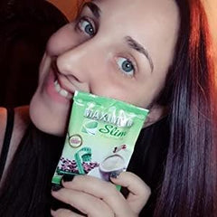 Maximum Slim Original Green Coffee creamy aroma in cup