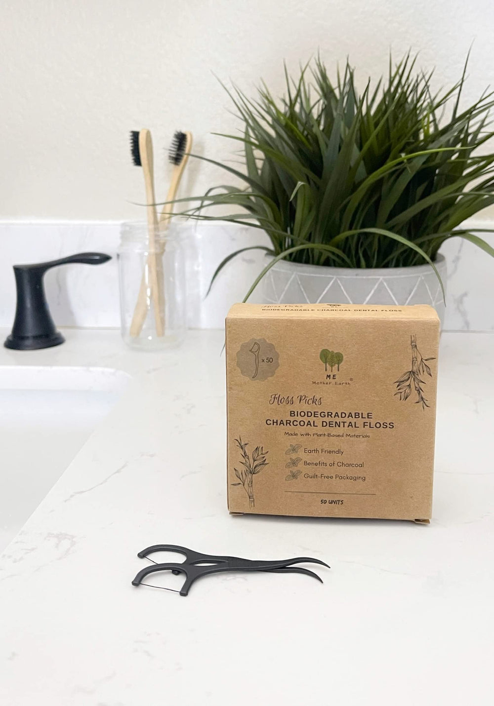 Zero-waste dental care branding and packaging
