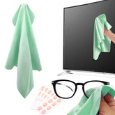 Light green microfiber cleaning cloth for glasses in kit