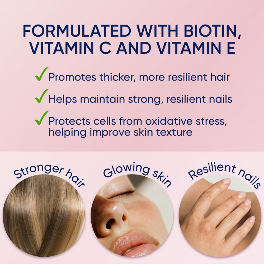 Hands with healthy nails and smooth skin