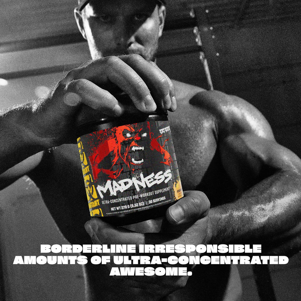 Mutant Madness powder scoop highlights the 4000 mg pump blend for performance.