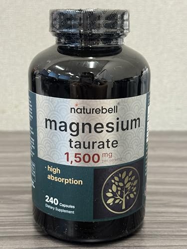 Close-up of magnesium taurate capsules